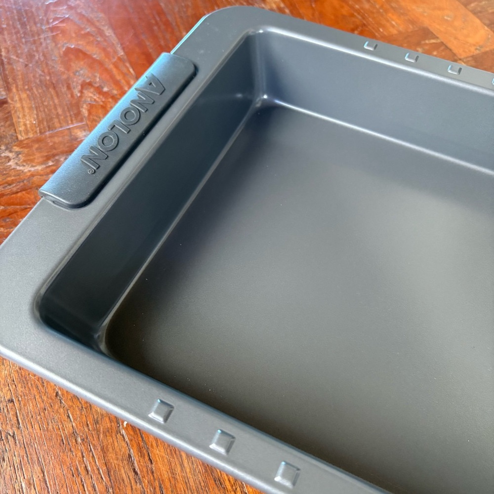 Anolon nonstick premium Gray 9x13” pan - Picture 12 of 13
